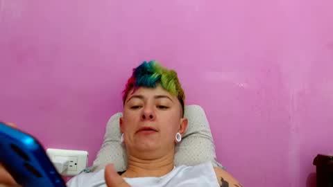 Blue online show from 5, 10, 2025