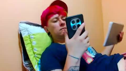 Snapshot of tomboyblue chatting on 20, 7, 2026 Blue online show from 20, 7, 2026