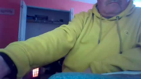 Snapshot of tomcat4848 chatting on 15, 12, 2025 tomcat4848 online show from 15, 12, 2025