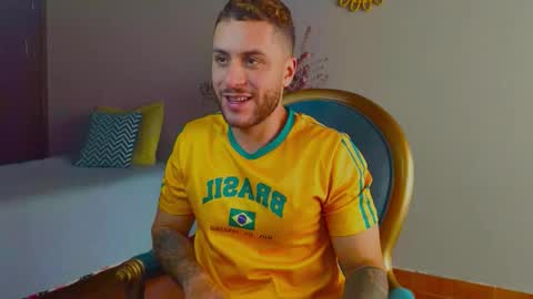 tomDavisXl online show from 28, 10, 2025