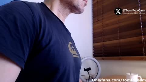 Snapshot of tomfoxcam chatting on 28, 1, 2025 Tom Fox online show from 28, 1, 2025