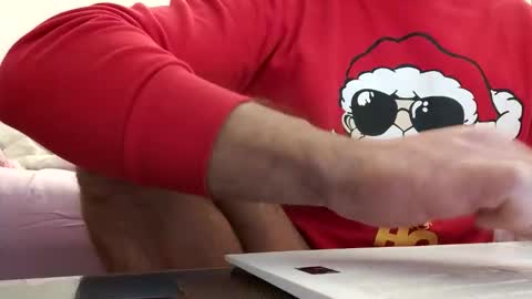 Snapshot of tomgas02 chatting on 16, 12, 2025 tomgas02 online show from 16, 12, 2025