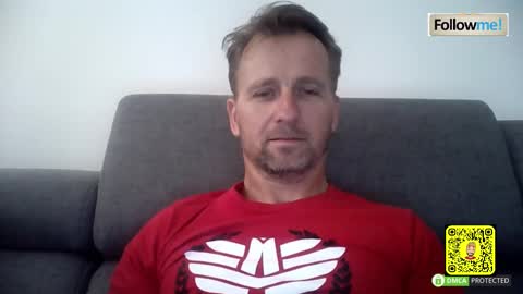 Snapshot of tomhardic chatting on 11, 9, 2025 TOM online show from 11, 9, 2025