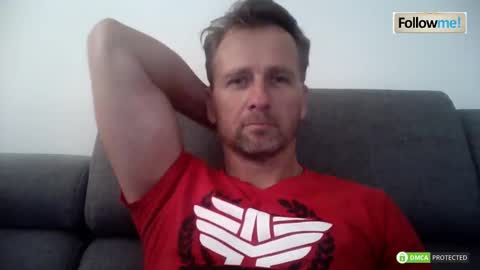 Snapshot of tomhardic chatting on 11, 10, 2025 TOM online show from 11, 10, 2025