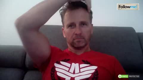 Snapshot of tomhardic chatting on 13, 10, 2025 TOM online show from 13, 10, 2025