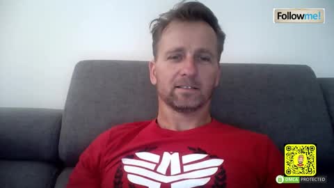 Snapshot of tomhardic chatting on 27, 10, 2025 TOM online show from 27, 10, 2025