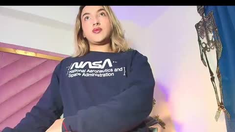   online show from 5, 11, 2025