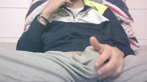 tommaso9046 online show from 27, 1, 2025