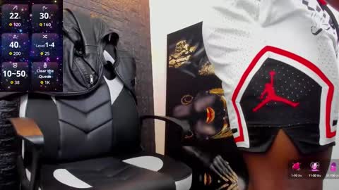 Snapshot of tommike388 chatting on 18, 9, 2025 Tom Mike online show from 18, 9, 2025