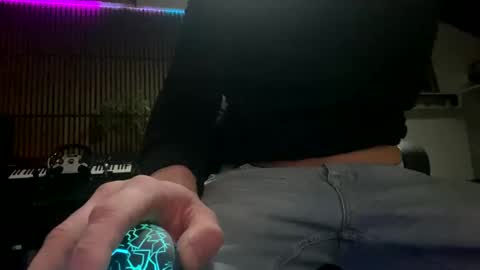 Snapshot of tommit84 chatting on 10, 3, 2025 tommit84 online show from 10, 3, 2025