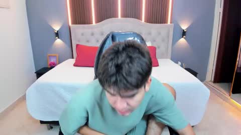 Snapshot of tommy18__ chatting on 7, 1, 2026 Tommy online show from 7, 1, 2026