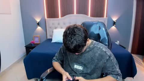 Snapshot of tommy18__ chatting on 1, 2, 2026 Tommy online show from 1, 2, 2026