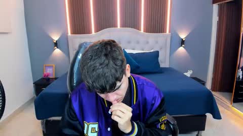 Snapshot of tommy18__ chatting on 24, 2, 2026 Tommy online show from 24, 2, 2026