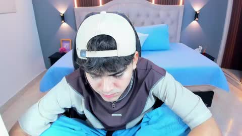 Snapshot of tommy18__ chatting on 25, 4, 2026 Tommy online show from 25, 4, 2026