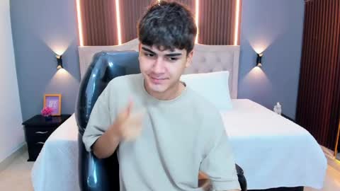 Snapshot of tommy18__ chatting on 20, 5, 2026 Tommy online show from 20, 5, 2026