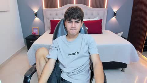 Snapshot of tommy18__ chatting on 2, 6, 2026 Tommy online show from 2, 6, 2026