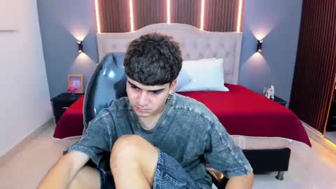 Snapshot of tommy18__ chatting on 19, 6, 2026 Tommy online show from 19, 6, 2026