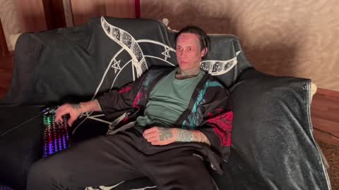 Tommy and Katana online show from 27, 1, 2025