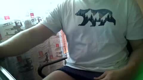 Tommi Li online show from 7, 12, 2024