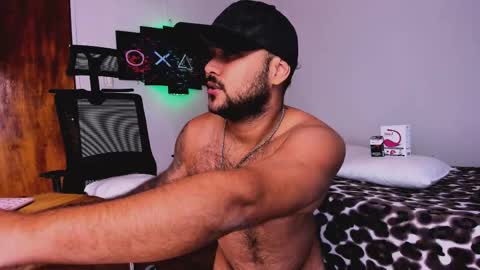 tommy_sccott online show from 14, 2, 2025