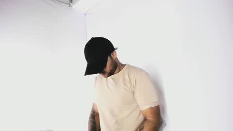 tommy_sccott online show from 4, 10, 2025