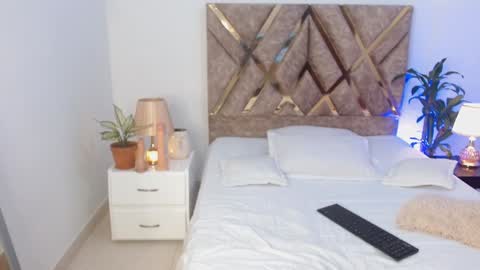 Tommy Foxboy online show from 12, 12, 2024