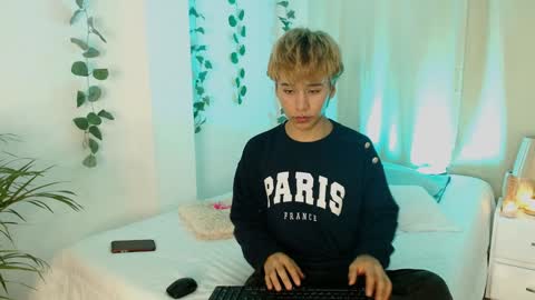 Tommy Foxboy online show from 9, 1, 2025