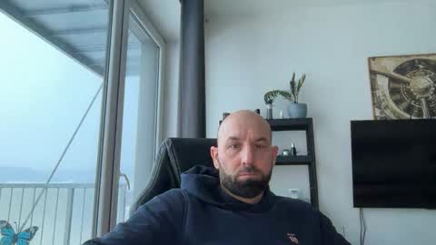 Snapshot of tommyx01 chatting on 13, 1, 2026 Thomas Fit online show from 13, 1, 2026