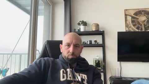 Snapshot of tommyx01 chatting on 15, 1, 2026 Thomas Fit online show from 15, 1, 2026