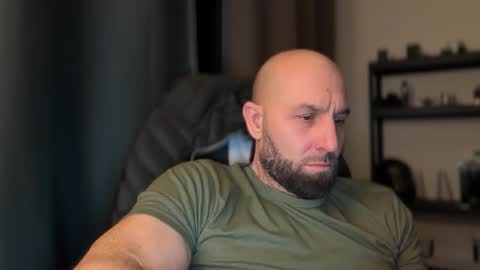 Snapshot of tommyx01 chatting on 7, 2, 2026 Thomas Fit online show from 7, 2, 2026