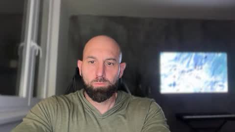 Snapshot of tommyx01 chatting on 10, 6, 2026 Thomas Fit online show from 10, 6, 2026