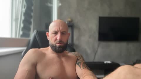 Snapshot of tommyx01 chatting on 17, 7, 2026 Thomas Fit online show from 17, 7, 2026
