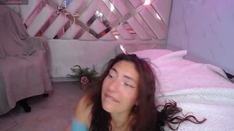 leyla  online show from 20, 12, 2024