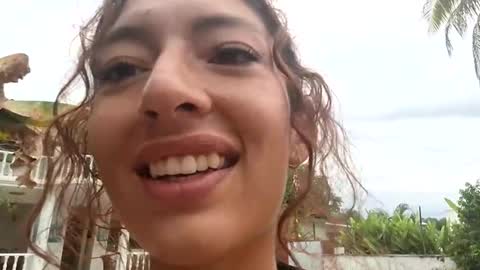 leyla  online show from 3, 1, 2025
