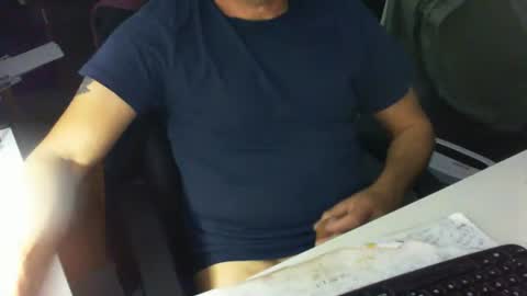 Tom online show from 15, 11, 2025