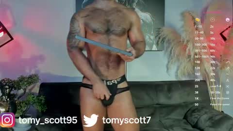 tomy_scott6 online show from 10, 4, 2026