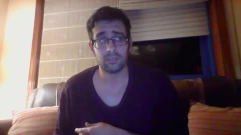 toni640128 online show from 3, 12, 2024