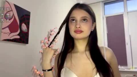 Nana and Sara online show from 5, 2, 2026