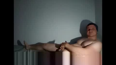 tonny54880 online show from 10, 4, 2026