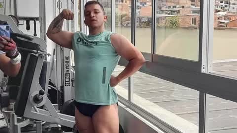 Snapshot of tonny_landri chatting on 2, 2, 2025 Tonny Landri online show from 2, 2, 2025