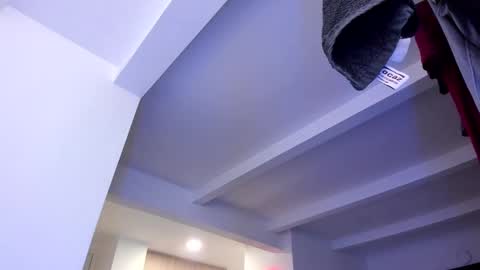 tony muscle1 online show from 28, 2, 2025