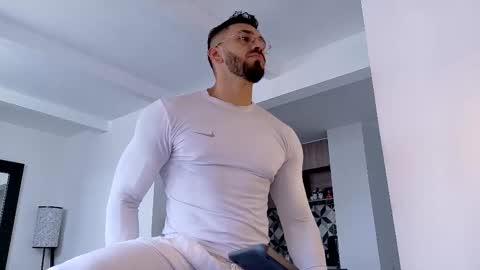 tony muscle1 online show from 31, 10, 2025
