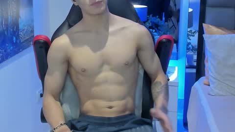 Snapshot of tony_petrov chatting on 11, 9, 2025 tony_petrov online show from 11, 9, 2025