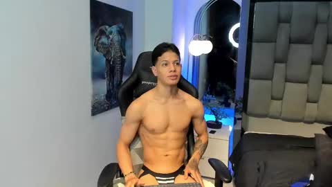 Snapshot of tony_petrov chatting on 12, 10, 2025 tony_petrov online show from 12, 10, 2025