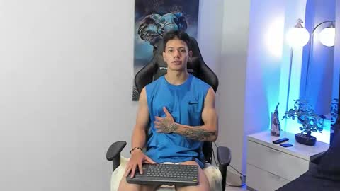 Snapshot of tony_petrov chatting on 13, 10, 2025 tony_petrov online show from 13, 10, 2025