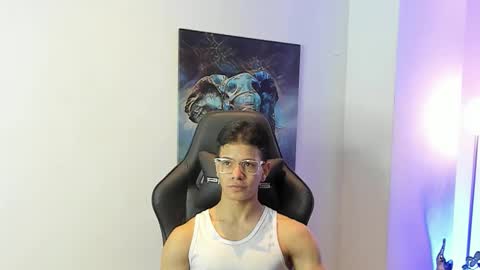 Snapshot of tony_petrov chatting on 21, 10, 2025 tony_petrov online show from 21, 10, 2025