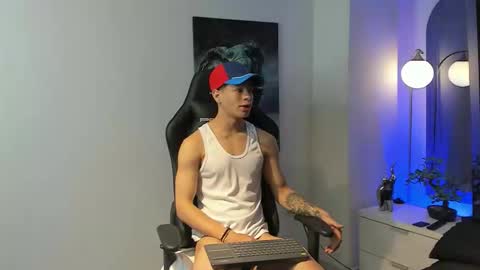 Snapshot of tony_petrov chatting on 24, 11, 2025 tony_petrov online show from 24, 11, 2025