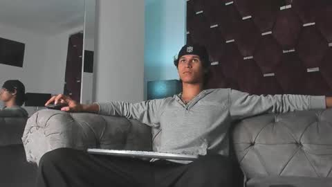 Tony Benedetti online show from 12, 2, 2026