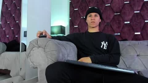 Tony Benedetti online show from 16, 7, 2026