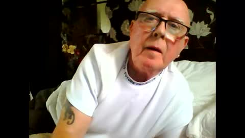 Snapshot of tonywest200519492 chatting on 21, 10, 2025 tonywest200519492 online show from 21, 10, 2025